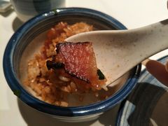 功夫腊味煲仔饭-八府香鸭·啫啫煲(华山路店)