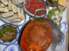 -王奋斗贵州酸汤牛肉火锅
