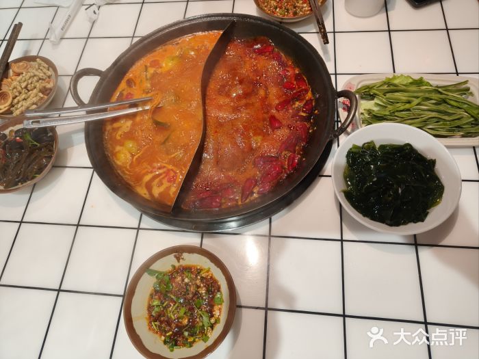 伍师兄市井火锅(东部星悦天地店)图片