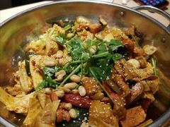 -拿渡麻辣香锅(世茂广场·工三店)