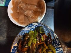 -夯鱼烤鱼·尔滨地标美食(中央商场店)