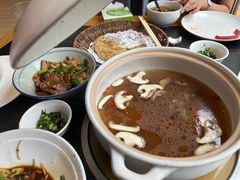 -黔蘑菇四季餐厅(观山湖店)