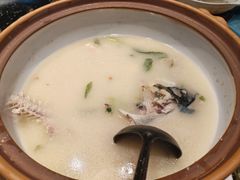 -披云山庄