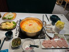 -椰子湾·海南火锅·糟粕醋·椰子鸡(正大广场店)