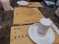 -黄记煌三汁焖锅(名泉广场店)