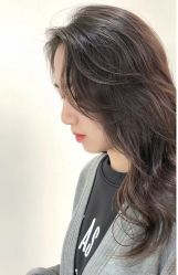 -十六番发型师事务所