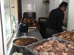 -赵家牛肉砂锅(台西三路店)