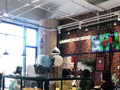 面包甜点陈列柜-熊叔熊婶面包房(团结湖店)