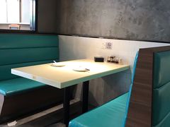 卡座-龙记烧腊茶餐厅(常德路店)