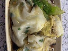 -后街女孩肠粉店