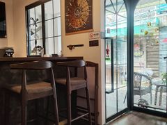 -Double cafe