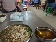 -正宗杨记普洱酸醋米线(总店)