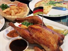 -又见马甲M8融合西餐厅(体育中心店)
