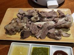 -蒙艾里民族传统菜蒙餐