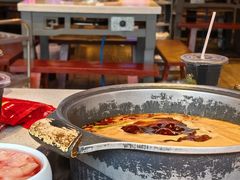 -钢管厂五区小郡肝串串香(蜀都万达店)