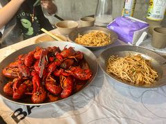 -巴厘龙虾·榜首油焖大虾(音乐学院·沿江酒馆店)