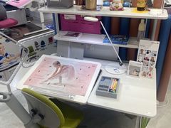 -moll学习桌椅(上海久光百货店)