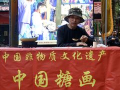 -三亚火车头万人海鲜广场