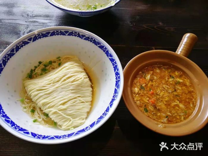 新万鑫银丝面·非遗无锡味(惠山古镇店)蟹粉面图片