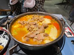 辣味牛肉锅-猛式料理嘉州新光天地店