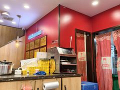 -鲁员外地锅鸡地锅鱼(古墩路店)