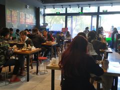 大堂-范贤光鸡公煲(平乐园总店)
