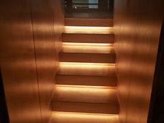 -涨巢·潮玩水疗局