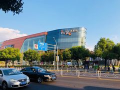 -上海宝信宝马4S店