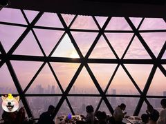 -东方明珠·空中旋转餐厅
