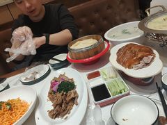-梅利汴京烤鸭•开封豫菜地标店(东大街店)