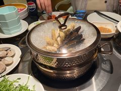 -钱小奴海鲜自助黑金店(杭州滨江龙湖店)