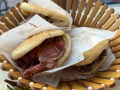 -闫家驴肉老店(华电一校店)