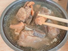 骨髓筒骨-广达眼镜炖罐(广达店)