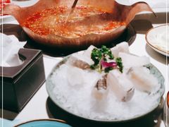 -墨居上隐·院子里火锅(峨眉店)