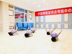 -艺彩童馨舞蹈培训学校(西湖道校区)