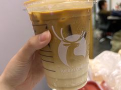 -瑞幸咖啡(卓越前海INTOWN店)