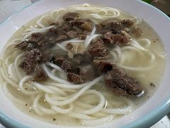 -小倪羊肉米线馆
