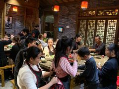 等位区-重庆渝达老火锅(春熙路店)