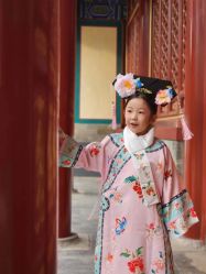 -初见美妆造型工作室