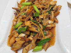 -谊荣海鲜大牌档(石湖店)