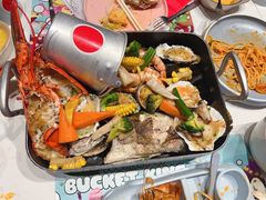 -水桶王国主题餐厅·聚会·生日派对·亲子活动·家庭套餐(亚龙湾希尔顿店)