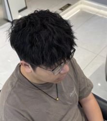 -藤野造型烫染·漂发