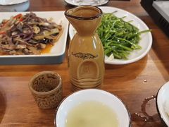 -小厨子私房菜·云南美食店