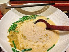-荣家黄鱼面(前滩太古里店)