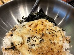 -山野的朋友露营炭火烤肉