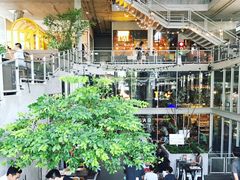 -ROAST coffee & eatery