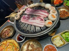 -草家酱蟹炭火烤肉店(珲春南路二店)