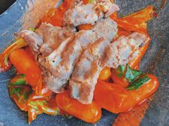 肥牛炒年糕-HONGA HONGA雄家(曹路店)