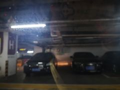 -万象城-停车场