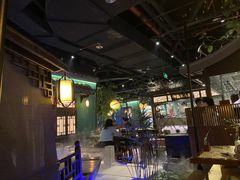 -佬麻雀·新湘菜(珠海金发购物中心店)